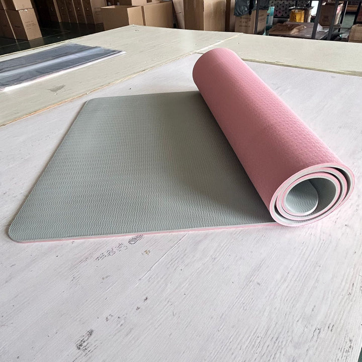 Tpe Two-color Yoga Mat: Elevate Your Workout Experience